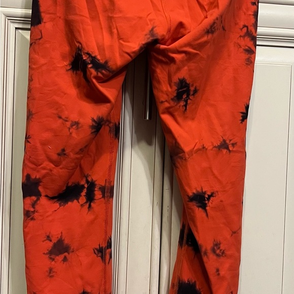 Lululemon Wunder Train High Rise Leggings Size 6 Tie Dye - Picture 5 of 11